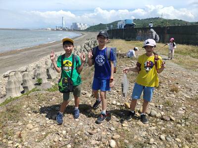 1140920童軍-走在林口海之濱圖片