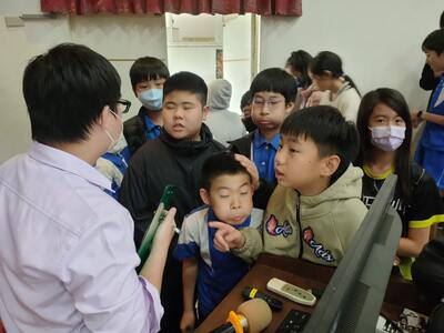 1140428人權法治列車-刑事犯罪法律專題校園巡迴宣講圖片
